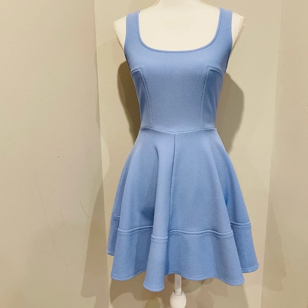 *SOLD* Lulus periwinkle home before daylight dress size S - Picture 3 of 8